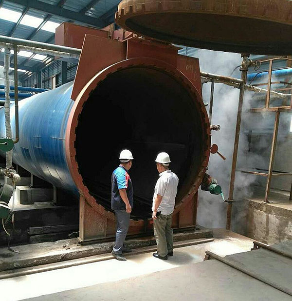 山东锅炉厂家的蒸压釜顺利到达印度海得拉巴